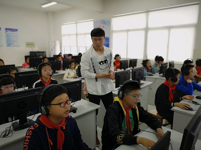 學生演唱模擬.jpg