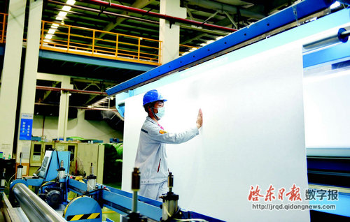 5f359c616505f_1.jpg